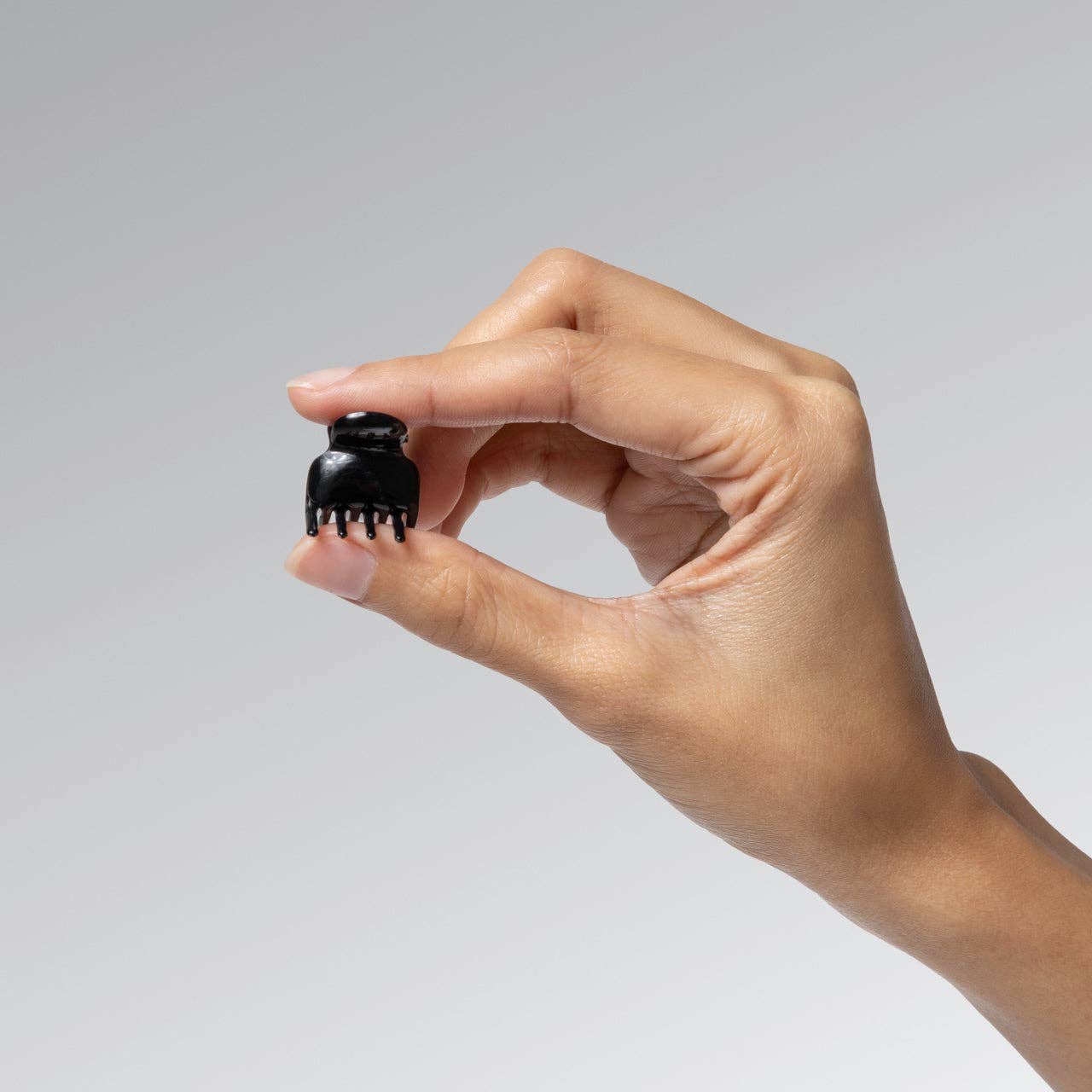 Kitsch Black & Tort Micro Cloud Clip 16pc Set - Image 4