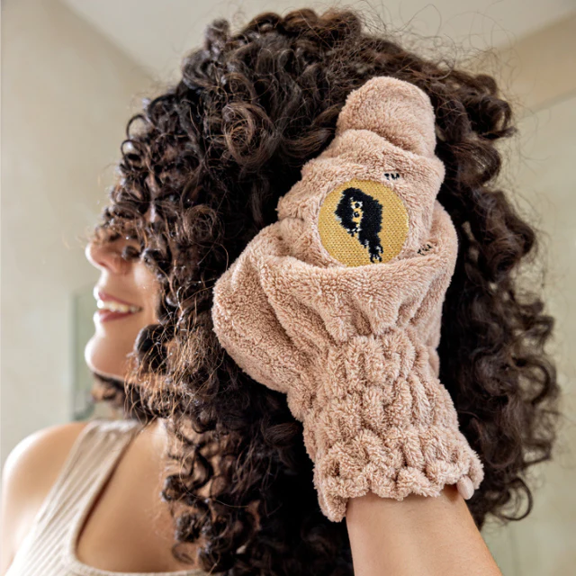 Bounce Curl Hair Drying Micro-Fiber Mittens - Image 8