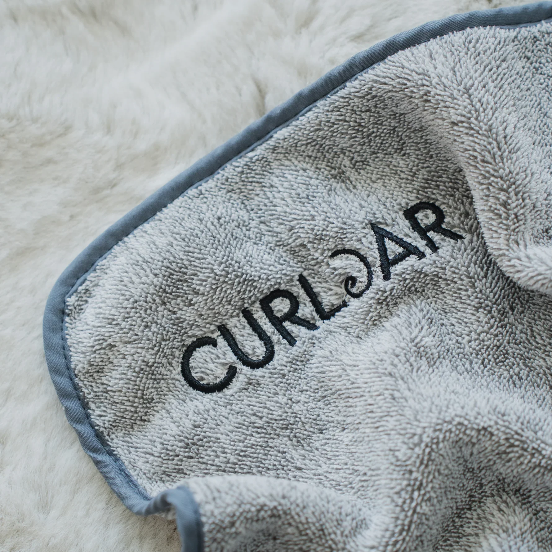 Curl Jar Microfibre Hair Towel XL - Image 4