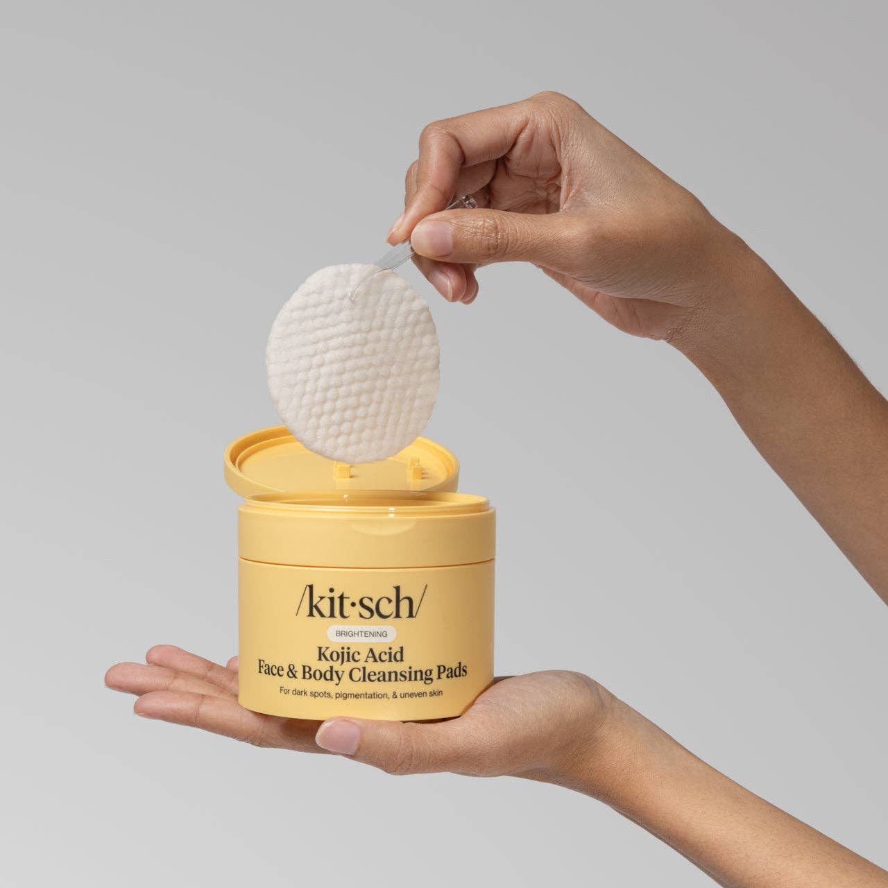 Kitsch Kojic Acid Face & Body Cleansing Pads - 50 Cotton Pads - Image 3