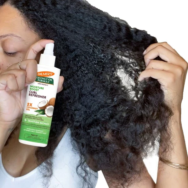 Palmer's Coconut Oil Formula Moisture Boost Curl Refresher 250ml - Image 4