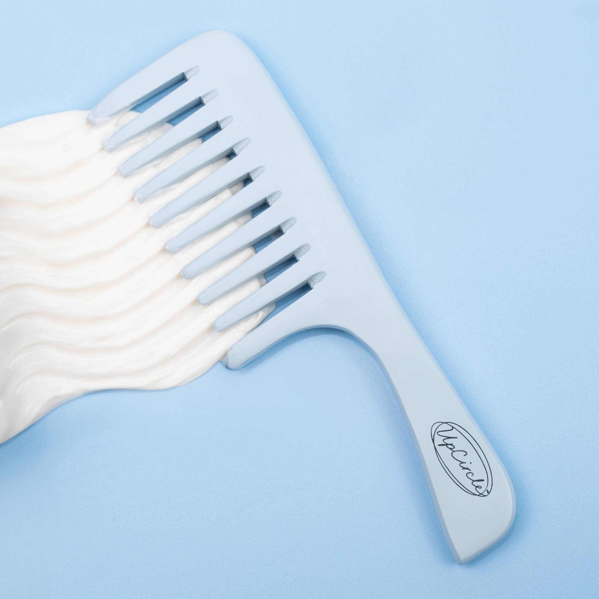 UpCircle Bamboo Wide Tooth Comb - Image 6