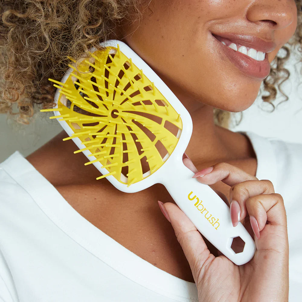 UNbrush Detangling Hair Brush Plus - Lemon Drop - Image 3